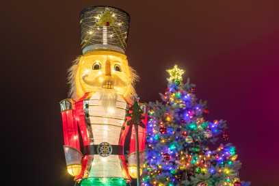 Find Christmas Parades, Light Shows & More With Our Handy Guide