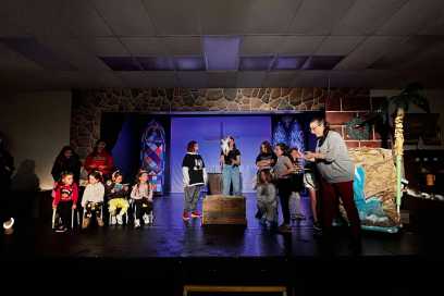 Local Youth Theatre Collaborates To Present Heartwarming Christmas Story