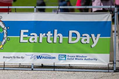 PHOTOS: Windsorites Celebrate Earth Day At Malden Park