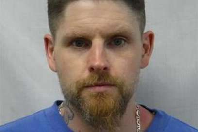 Wanted Federal Offender Known To Frequent Essex County