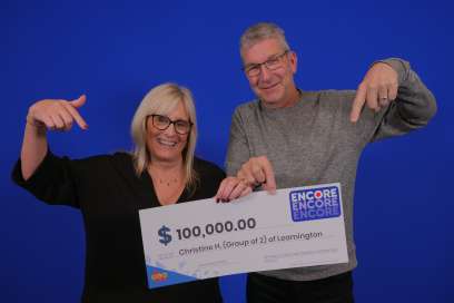 Leamington Residents Celebrate $100,000 Encore Win