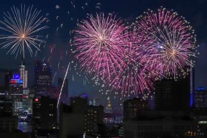 Fireworks 2025: Take Transit Windsor For Free