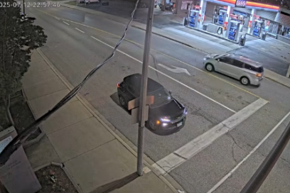 Police Looking For Armed Robbery Suspect