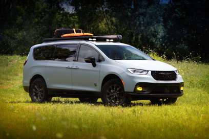 New Chrysler Pacifica Grizzly Peak Concept Launches